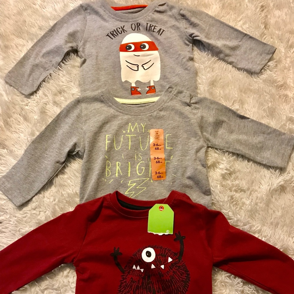 3 long sleeve shirts size 0-3 months
